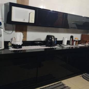 Comprar o produto de Cozinha em 100% MDF na cor Preto Lacca em Móveis pela empresa Móveis Peixoto em Mineiros, GO por Solutudo