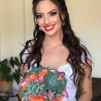 Comprar o produto de Noivas!! em Profissionais de Beleza em Botucatu, SP por Solutudo