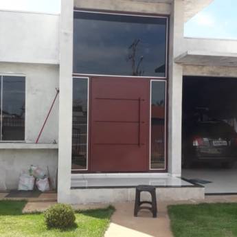 Comprar o produto de Fachada com Vidro Fumê em Casa, Móveis e Decoração em Mineiros, GO por Solutudo