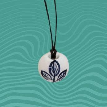 Comprar o produto de Colar Difusor  em Difusores pela empresa Farmácia e Manipulação Floreasca em Foz do Iguaçu, PR por Solutudo