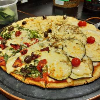 Comprar o produto de Pizzas em Pizzas em Botucatu, SP por Solutudo Comprar o produto de Pizzas em Pizzas em Botucatu, SP por Solutudo