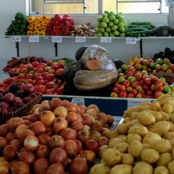 Comprar o produto de Frutas e Legumes com Delivery em Alimentação Saudável em Praia Grande, SP por Solutudo