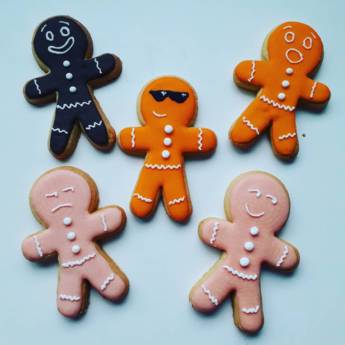 Comprar o produto de Bolachas Decoradas  em Bolos e Doces em Praia Grande, SP por Solutudo