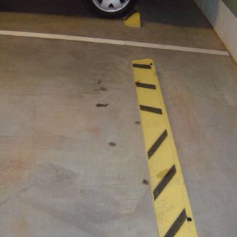 Comprar o produto de Bate Roda - Concreto em Sinalização em São Paulo, SP por Solutudo