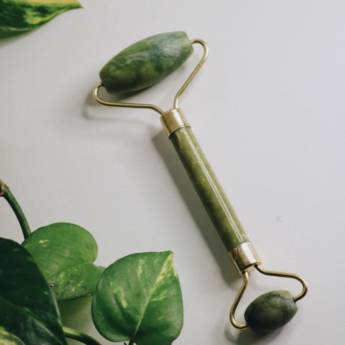 Comprar o produto de Pedra de Jade em Beleza e Cuidado Pessoal em Bauru, SP por Solutudo