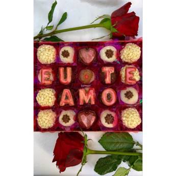 Comprar o produto de Caixinha de Brigadeiro Gourmet em Bolos e Doces em Bauru, SP por Solutudo