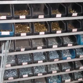 Comprar o produto de Parafusos, Buchas em Construção em Bauru, SP por Solutudo Comprar o produto de Parafusos, Buchas em Construção em Bauru, SP por Solutudo