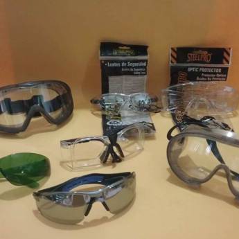 Comprar o produto de Óculos de Segurança em A Classificar em Assis, SP por Solutudo