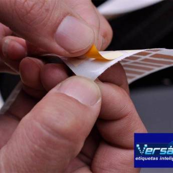 Comprar o produto de Etiqueta resistente a alta temperatura em Bauru e Região em Etiquetas em Bauru, SP por Solutudo