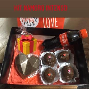 Comprar o produto de Kit Namoro Intenso em Bolos e Doces em Bauru, SP por Solutudo