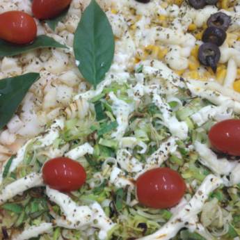 Comprar o produto de Palmito ora pro nobis // Milho com Lemon Peper // Alho poró com cream chesse em Pizzas em Botucatu, SP por Solutudo Comprar o produto de Palmito ora pro nobis // Milho com Lemon Peper // Alho poró com cream chesse em Pizzas em Botucatu, SP por Solutudo