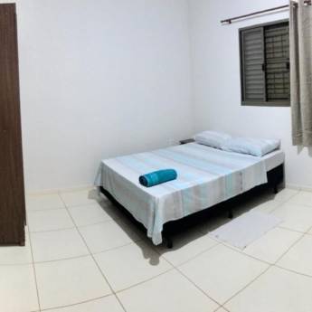 Comprar o produto de Quarto 7 em Apartamentos em Areiópolis, SP por Solutudo