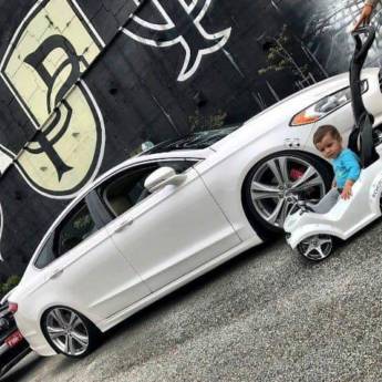 Comprar o produto de Personalização de roda de carro elétrico em Veículos em Miniatura em Itupeva, SP por Solutudo