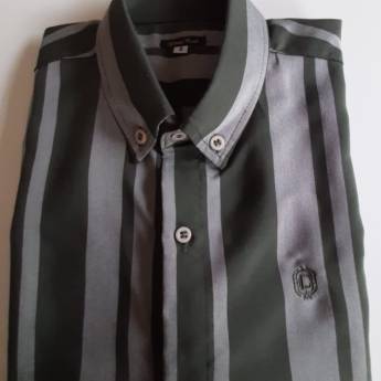 Comprar o produto de Camisa Social maga curta em Vestuário pela empresa Lúcia Cout Camisaria em Araçatuba, SP por Solutudo