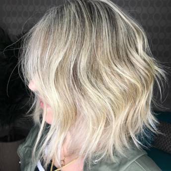 Comprar o produto de Long Bob em Salões de Beleza em Bauru, SP por Solutudo