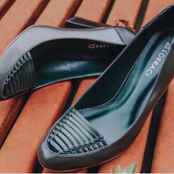 Comprar o produto de Sapato Lorraci em Feminino em Bauru, SP por Solutudo