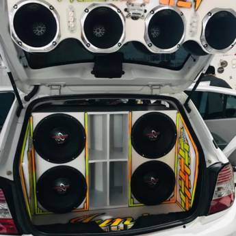 Comprar o produto de Personalização de Som Automotivo  em Acessórios para Veículos em Foz do Iguaçu, PR por Solutudo