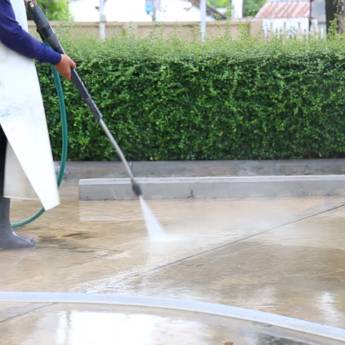 Comprar o produto de Limpeza de calçadas em Limpeza em Araçatuba, SP por Solutudo