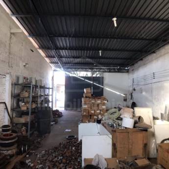 Comprar o produto de Barracão - Código: 5991 - Aluguel: R$650,00 - Venda: R$130.000,00 em Galpões em Jaú, SP por Solutudo