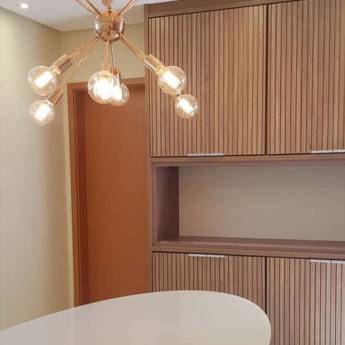 Comprar o produto de Cristaleira em Móveis pela empresa Móveis Peixoto em Mineiros, GO por Solutudo