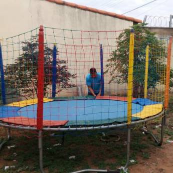 Comprar o produto de Promoção!!! Aluguel de Decoração, Pula-Pula e 10 Jogos de Mesas com Forro  em Decoração em Uberlândia, MG por Solutudo