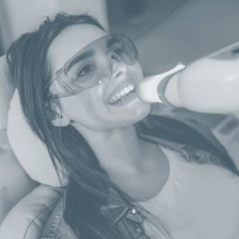 Comprar o produto de Estética em Odontologia em São Paulo, SP por Solutudo