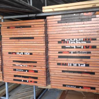 Comprar o produto de Portas em mdf tamanhos 60,70,80 em MDF em São Gonçalo do Amarante, RN por Solutudo