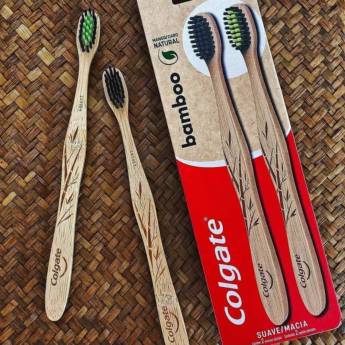 Comprar o produto de Escova Colgate Bamboo em Escovas de Dentes em Lençóis Paulista, SP por Solutudo