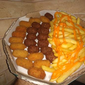 Comprar o produto de Caixa da Felicidade em Lanches - Lanchonetes em Santa Cruz do Rio Pardo, SP por Solutudo