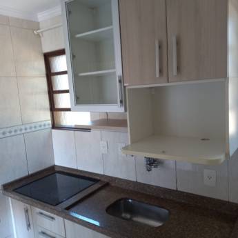 Comprar o produto de Casa-sobreposta, com 2 dormitório, cozinha e banheiro, semi mobiliado , sala. em Imóveis em Guarulhos, SP por Solutudo