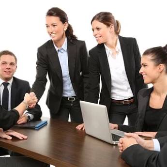 Comprar o produto de Gestão Empresarial em Consultoria em Gestão de Negócios em Cabo Frio, RJ por Solutudo