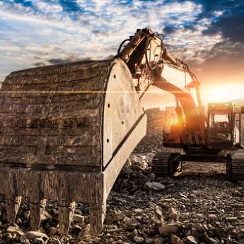 Comprar o produto de Locação de Retroescavadeira em Aluguel de Equipamentos em Santa Cruz do Capibaribe, PE por Solutudo