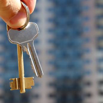 Comprar o produto de Cópias de chaves: simples, tetra e automotiva em Chaveiros em Jaú, SP por Solutudo