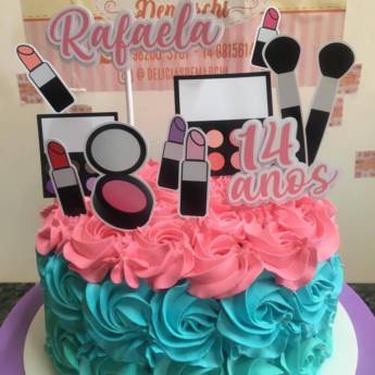 Comprar o produto de Bolo tema maquiagem em Bolos e Doces em Bauru, SP por Solutudo
