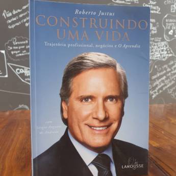 Comprar o produto de Construindo uma vida em Livros em Mineiros, GO por Solutudo