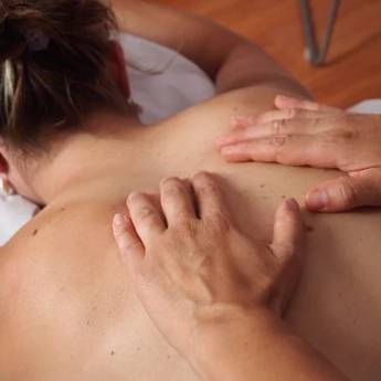 Comprar o produto de Massagem Relaxante em Massagem em Humaitá, AM por Solutudo