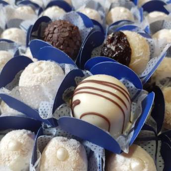 Comprar o produto de Docinhos  em Bolos e Doces em Bauru, SP por Solutudo