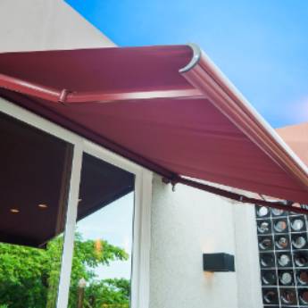 Comprar o produto de Toldo Articulado - Manual ou Motorizado em Toldos e Coberturas em Rio Pardo, RS por Solutudo