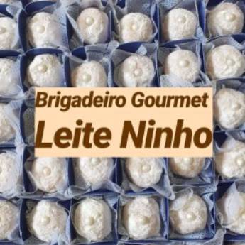 Comprar o produto de Brigadeiro Gourmet de Leite ninho  em Bolos e Doces em Bauru, SP por Solutudo