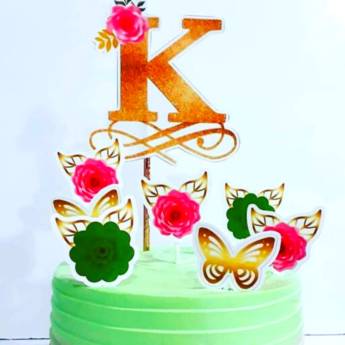 Comprar o produto de Topo de bolo em Personalizados em Mineiros, GO por Solutudo