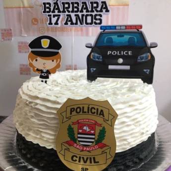 Comprar o produto de Bolo tema Polícia em Bolos e Doces em Bauru, SP por Solutudo
