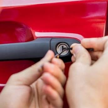 Comprar o produto de Abertura de Automóveis em Chaveiros em Confresa, MT por Solutudo