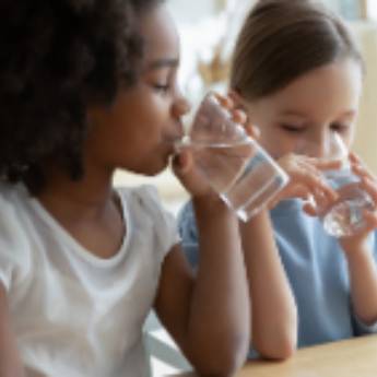 Comprar o produto de Precisou? Conte com a Vila Nova Gás e Água Mineral!  em Águas Minerais em Londrina, PR por Solutudo