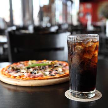 Comprar o produto de SUPER COMBO DO GUTY em Pizzas em Araguaína, TO por Solutudo