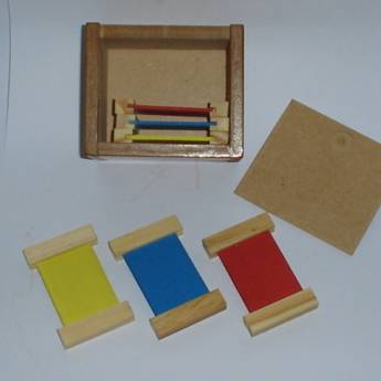 Comprar o produto de CAIXA DE CORES PRIMÁRIAS 1 em Jogos Educativos em Gravatá, PE por Solutudo