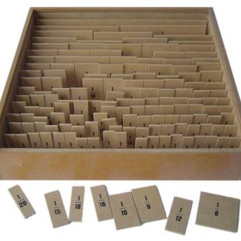 Comprar o produto de CAIXA DE FRAÇÃO em Jogos Educativos em Gravatá, PE por Solutudo