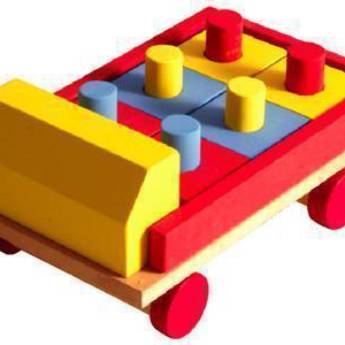 Comprar o produto de CAMINHÃO DESMONTÁVEL em Brinquedos e Hobbies em Gravatá, PE por Solutudo