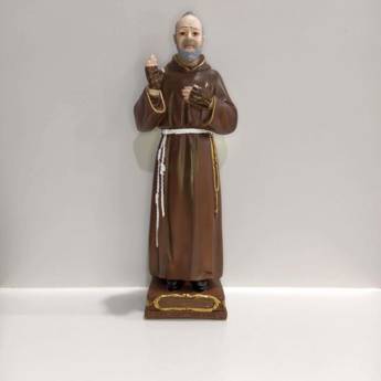 Comprar o produto de Imagem de Padre Pio Gesso 20cm em Artigos Religiosos em Aparecida, SP por Solutudo