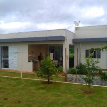 Comprar o produto de Casa para Venda em Pardinho em Venda - Casas em Pardinho, SP por Solutudo