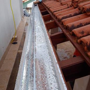 Comprar o produto de Rufos em Calhas - Inox em Piraju, SP por Solutudo